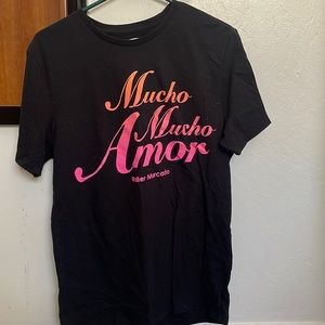 mucho much amor size L